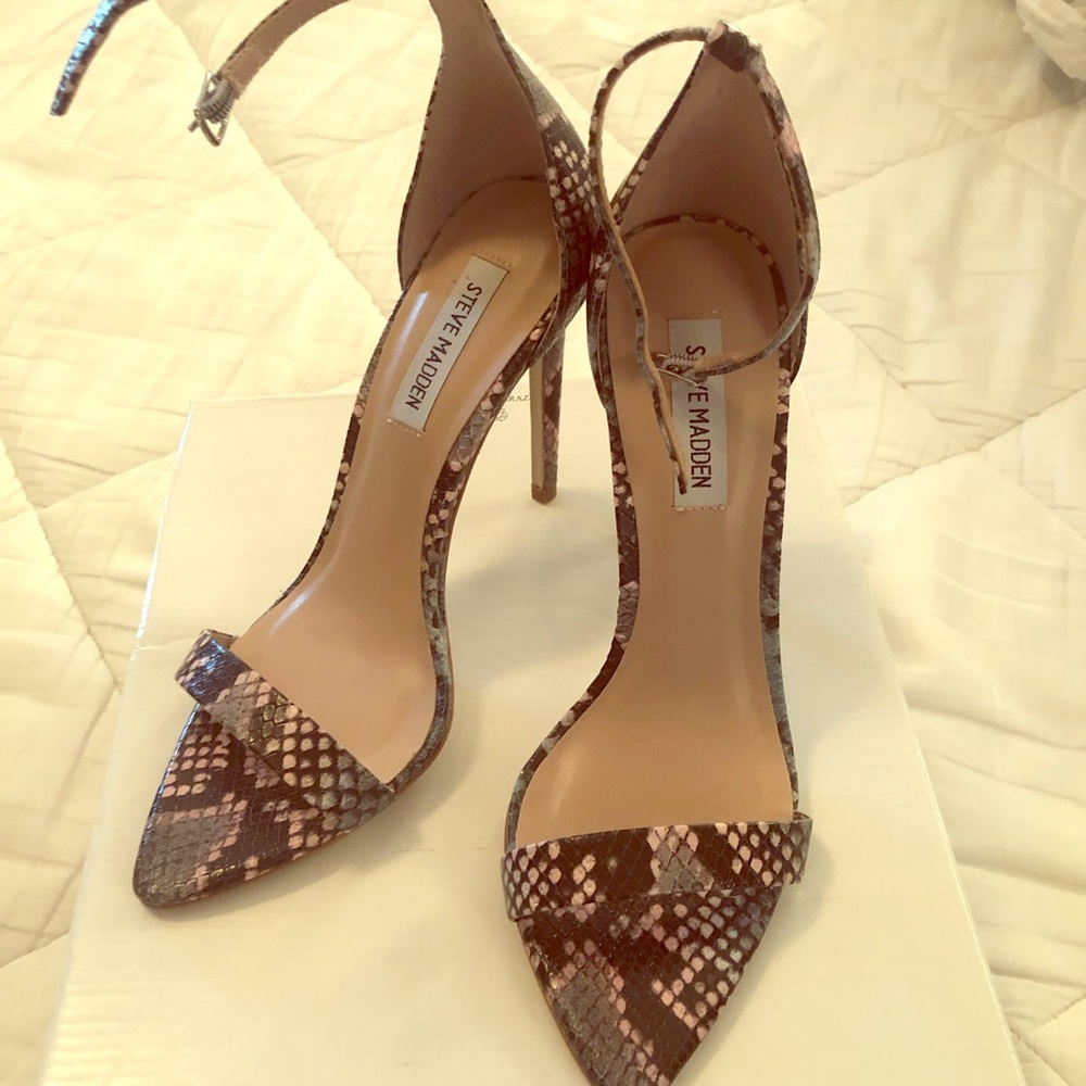 Steve Madden heels